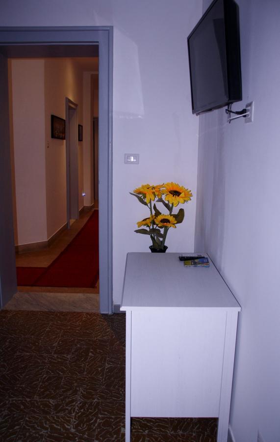 Central House Reggio di Calabria Eksteriør billede